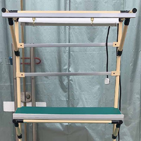 單工位工作臺米黃色精益管防靜電木板實(shí)驗(yàn)臺電子車間流水線操作臺